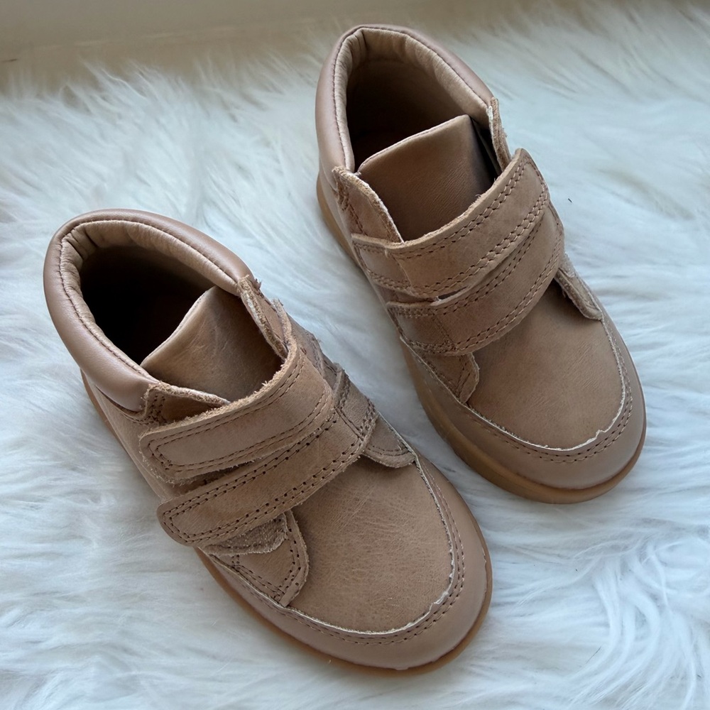 Unisex Tan Kids Leather High Tops